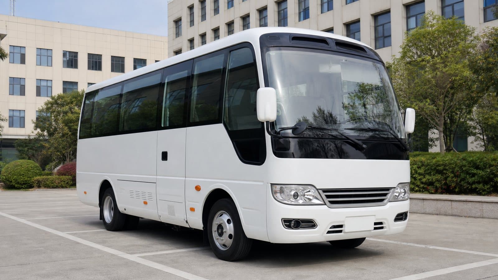 研学接驳中型客车(19座)